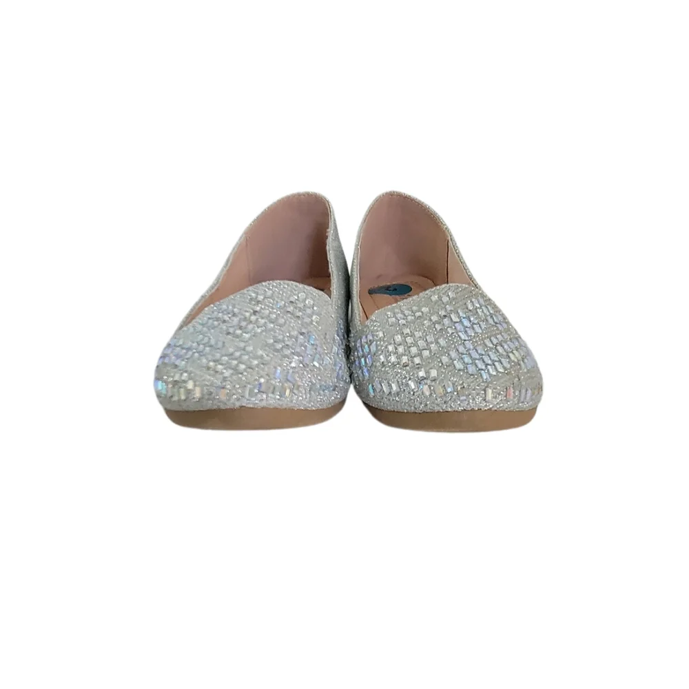 Silver Dress Shoes with Perforated Design and Rounded Toe